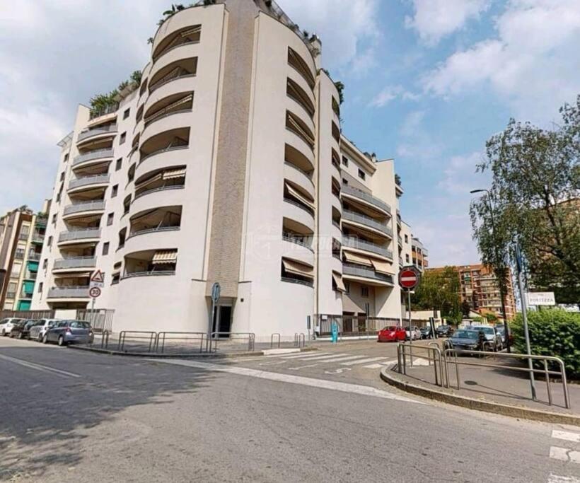 Flo House, Universita Bicocca Mediolan Zewnętrze zdjęcie